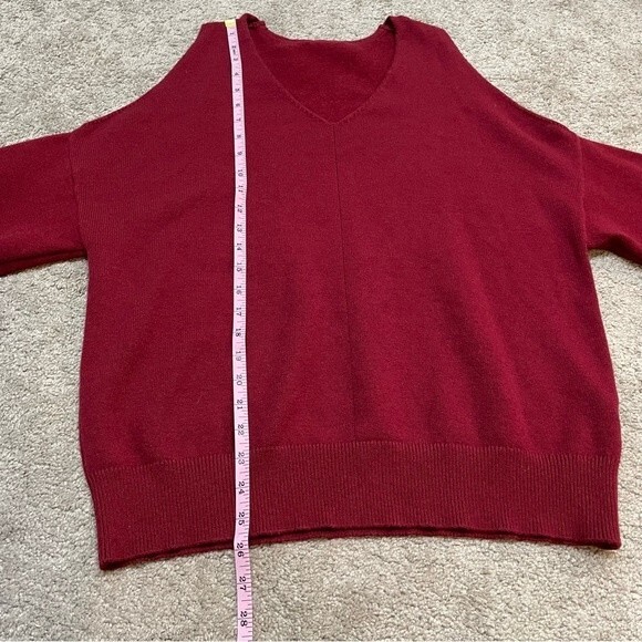 Maroon Cold-Shoulder Sweater Size L - Picture 5 of 9